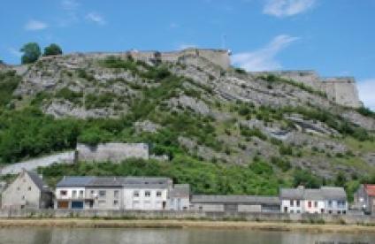 La falaise de Givet, stratotype du Givétien