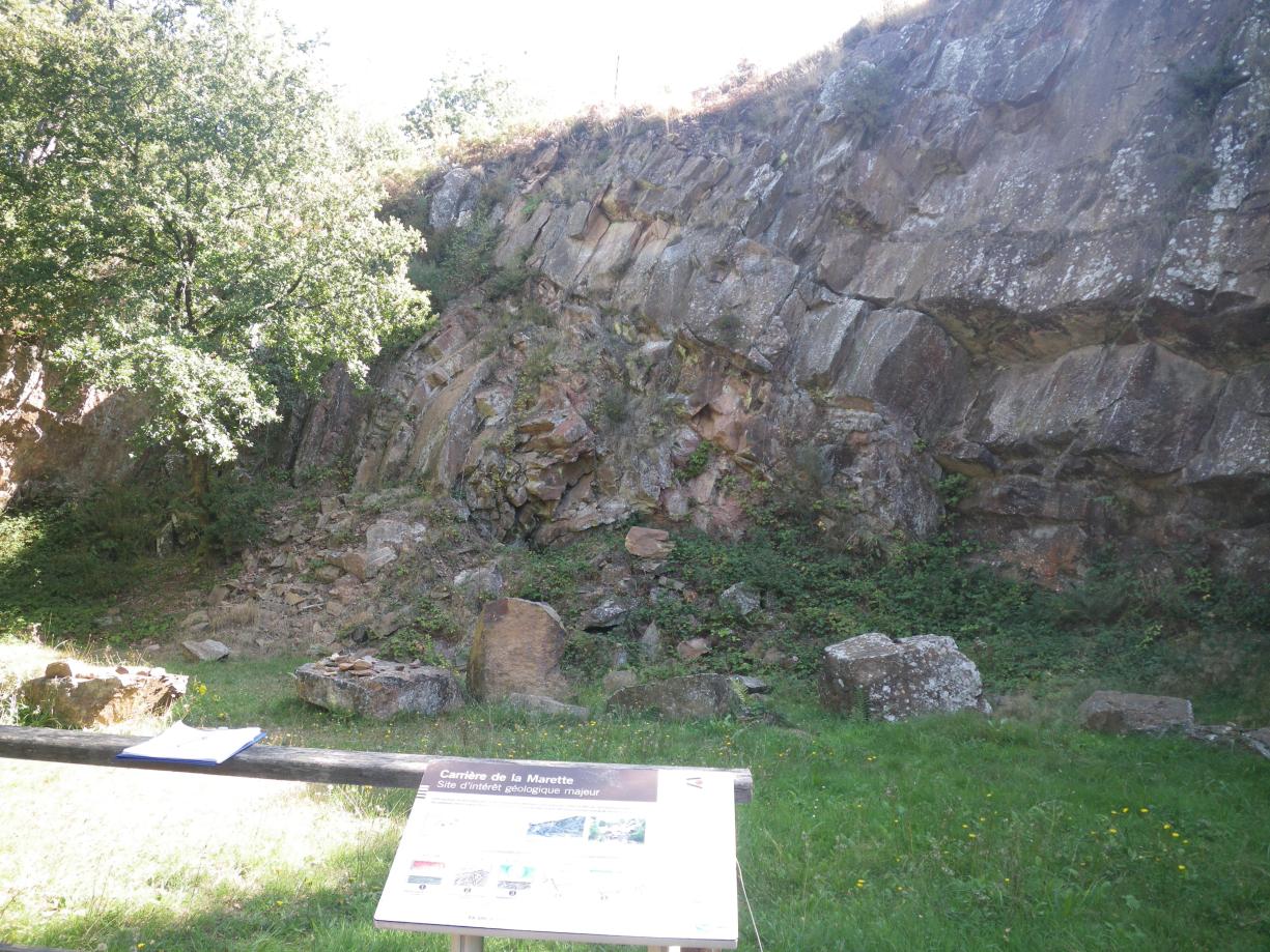 Affleurement des Formations du Briovérien et de Pont-Réan (Saint-Malon-sur-Mel, Carrière de la Marette)